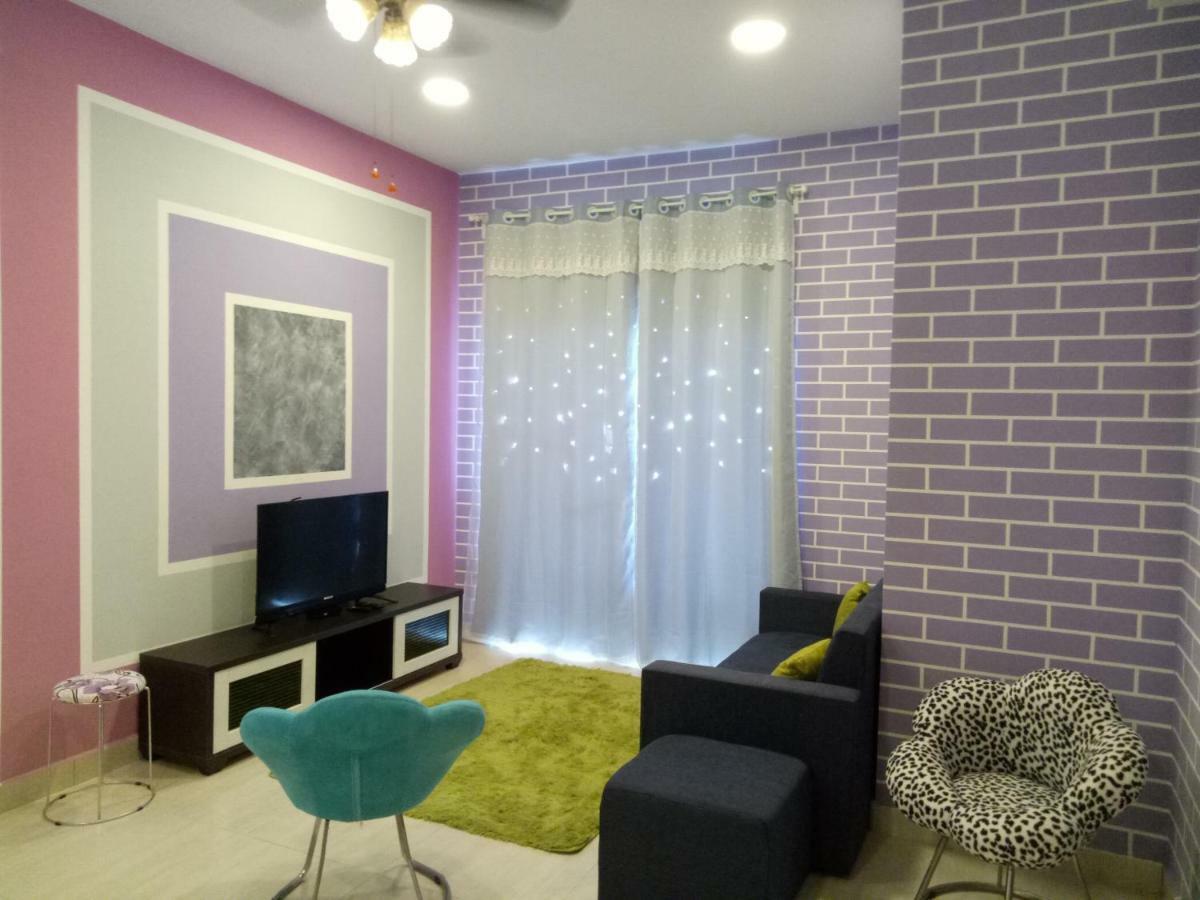 Icolor Home & Stay Ch1 Танах-Рата Екстер'єр фото
